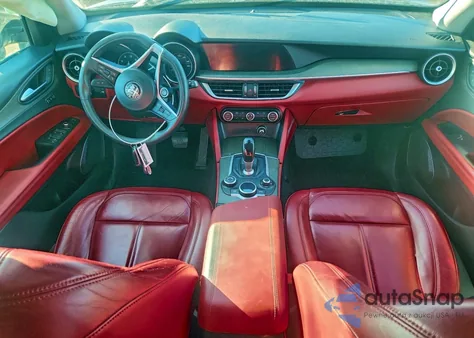 2019 Alfa Romeo Stelvio Ti z USA, uszkodzony, nr VIN ZASPAKBN9K7C49687